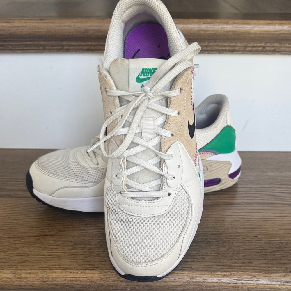 Nike Women's Cream and Purple Sneakers